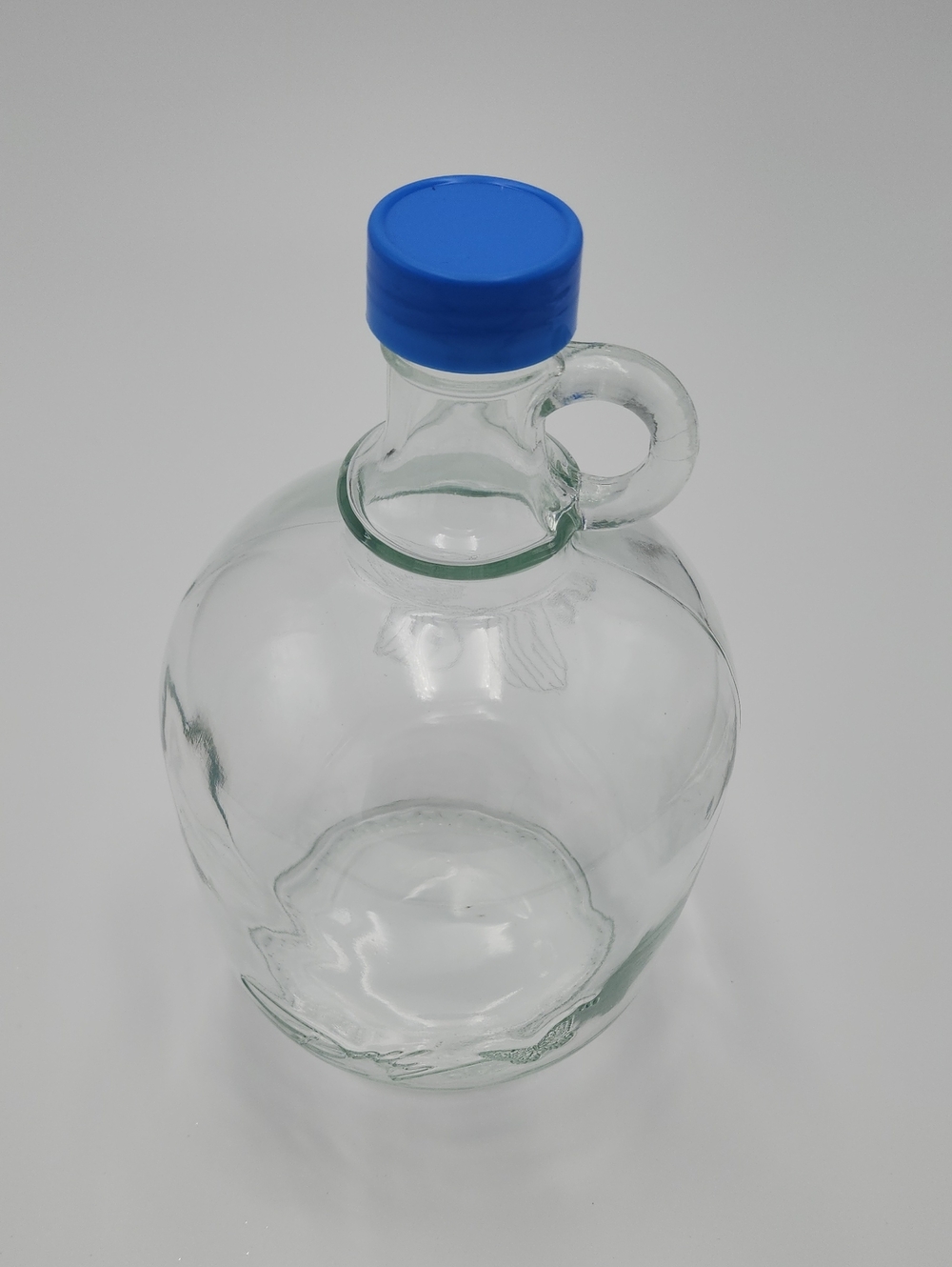 (201) Dolly Parton 64oz Growler
